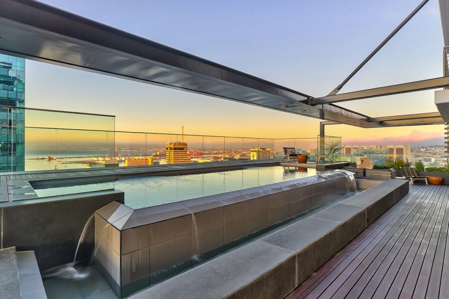 2 Bedroom Property for Sale in De Waterkant Western Cape